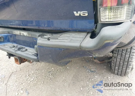 2014 Toyota Tacoma Base V6 из США, поврежденный, VIN 3TMLU4EN2EM137541